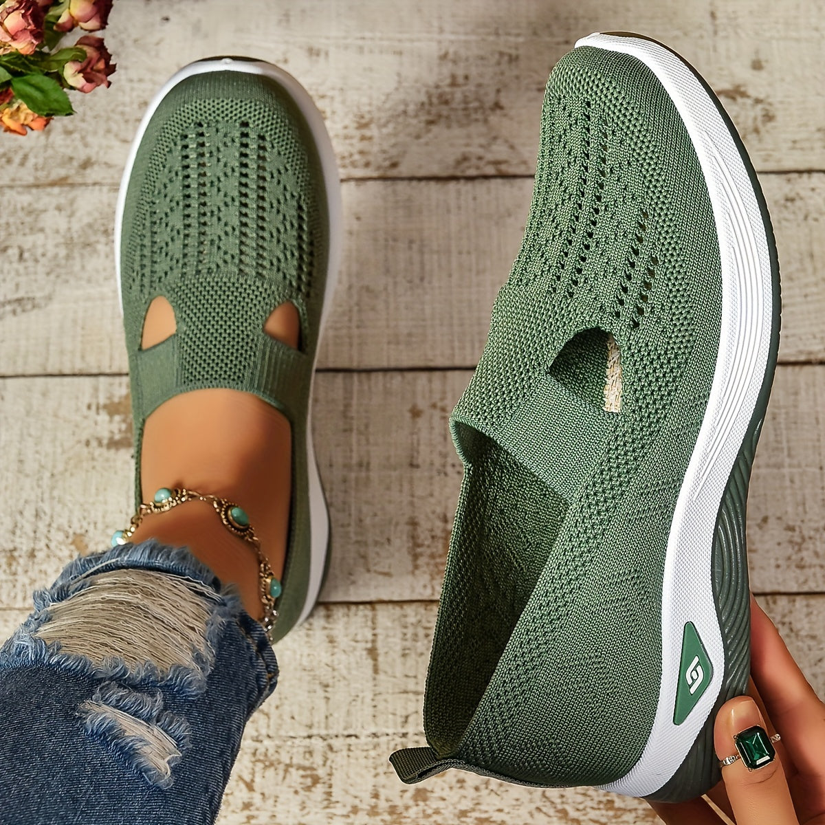SOLEVA | ORTHOPEDIC SLIP-ONS