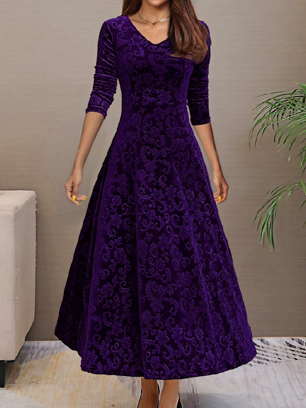 Melisande | Floral Velvet Dress