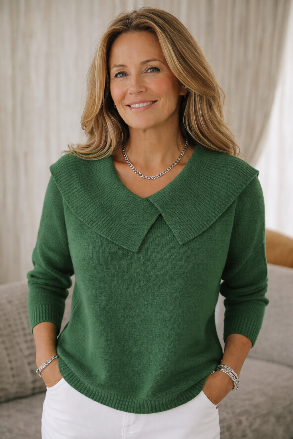 LILLY | RIBBED COLLAR SWEATER