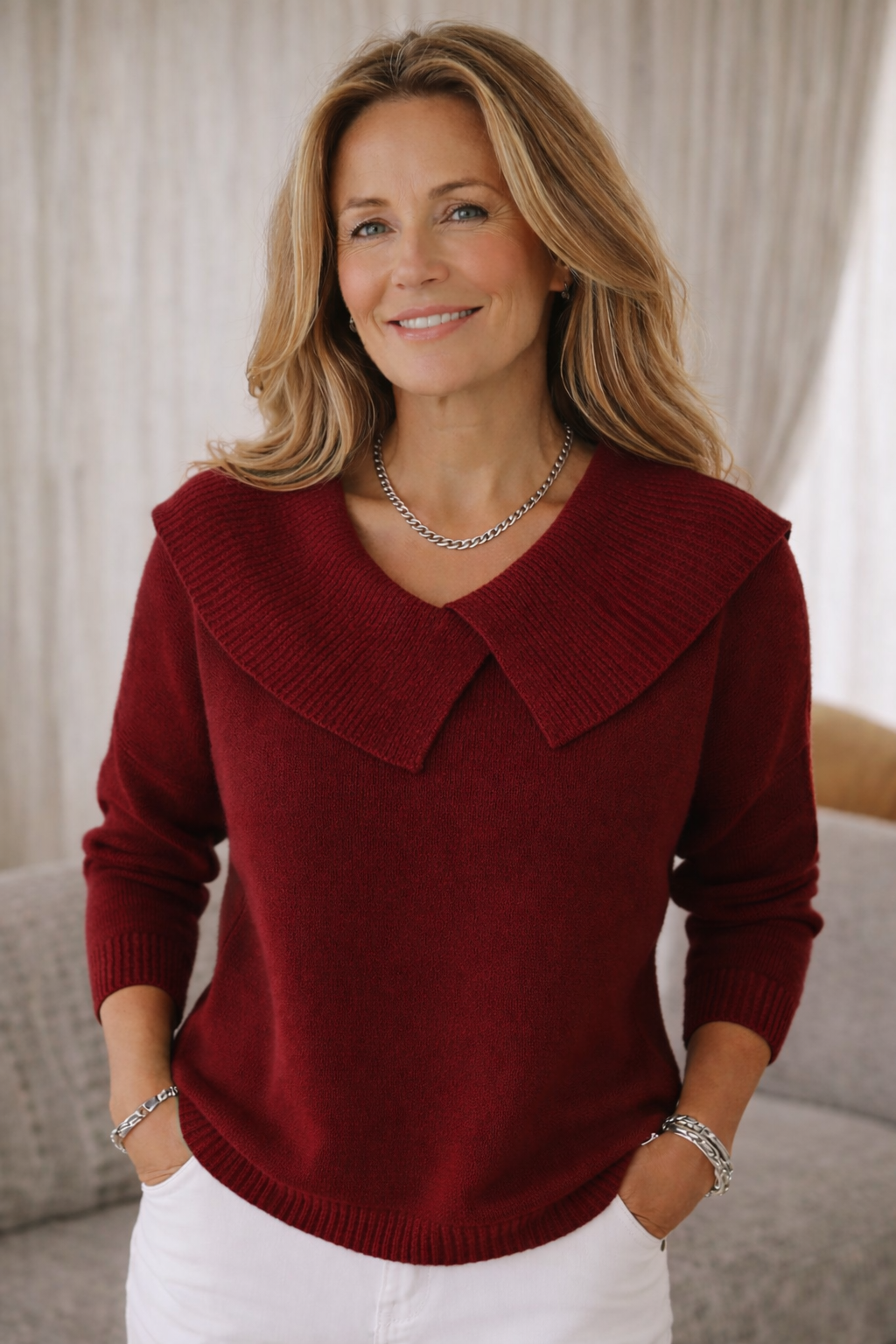 LILLY | RIBBED COLLAR SWEATER