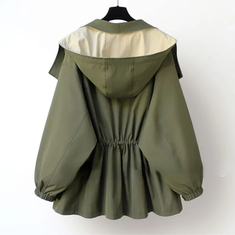MARIELLE | THE STRUCTURED RAIN JACKET